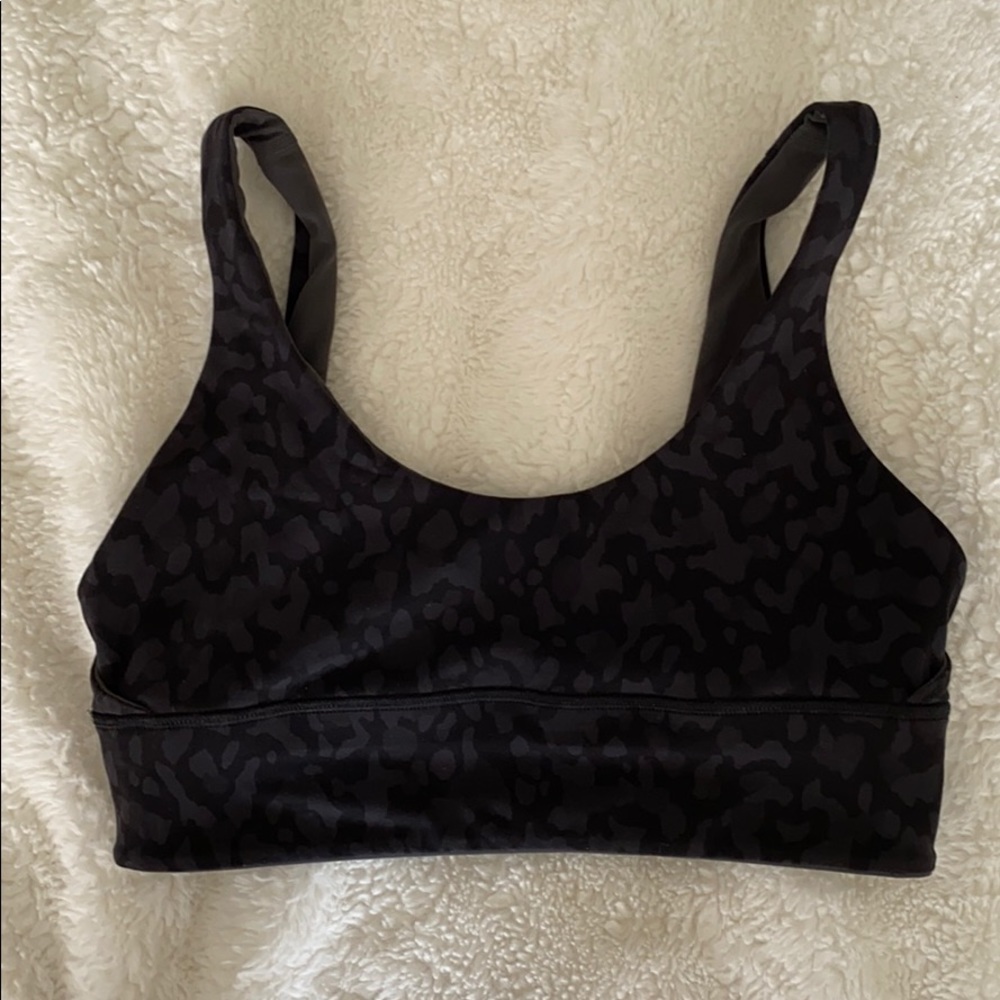 Reversible Align lulu longline sports bra 🍋 - Picture 3 of 5